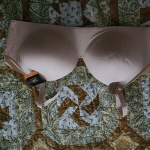 Wacoal Cream Seamless Underwire Bra